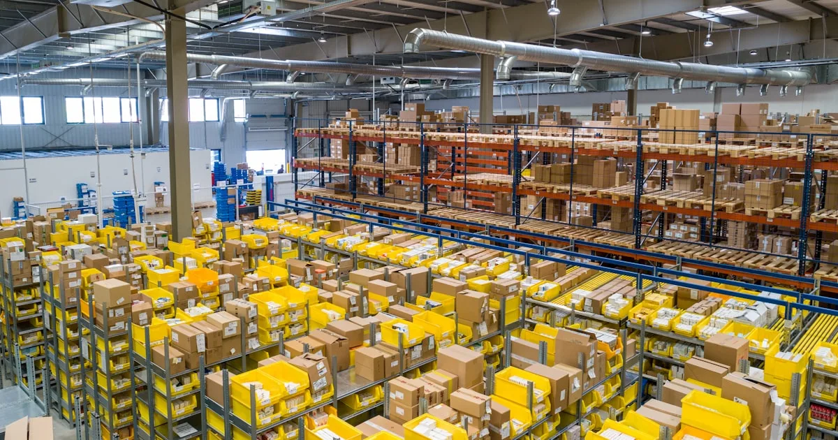 FCL vs LCL: Which One Do You Need? — American Global Freights blog